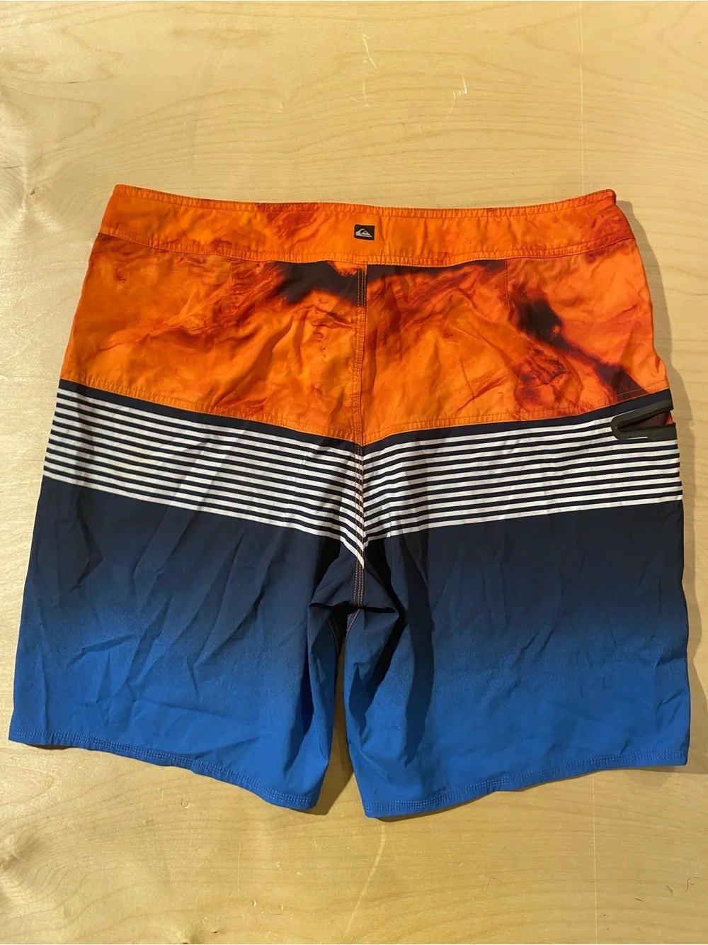 Quiksilver Men's Orange and Blue Gradient Swim Shorts 38 (BM)